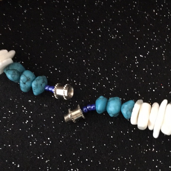 Puka shells - Picture 5 of 8